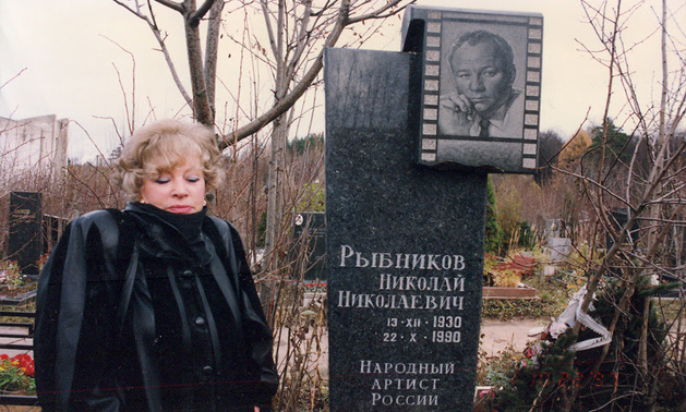 могила-николая-рыбникова.jpg