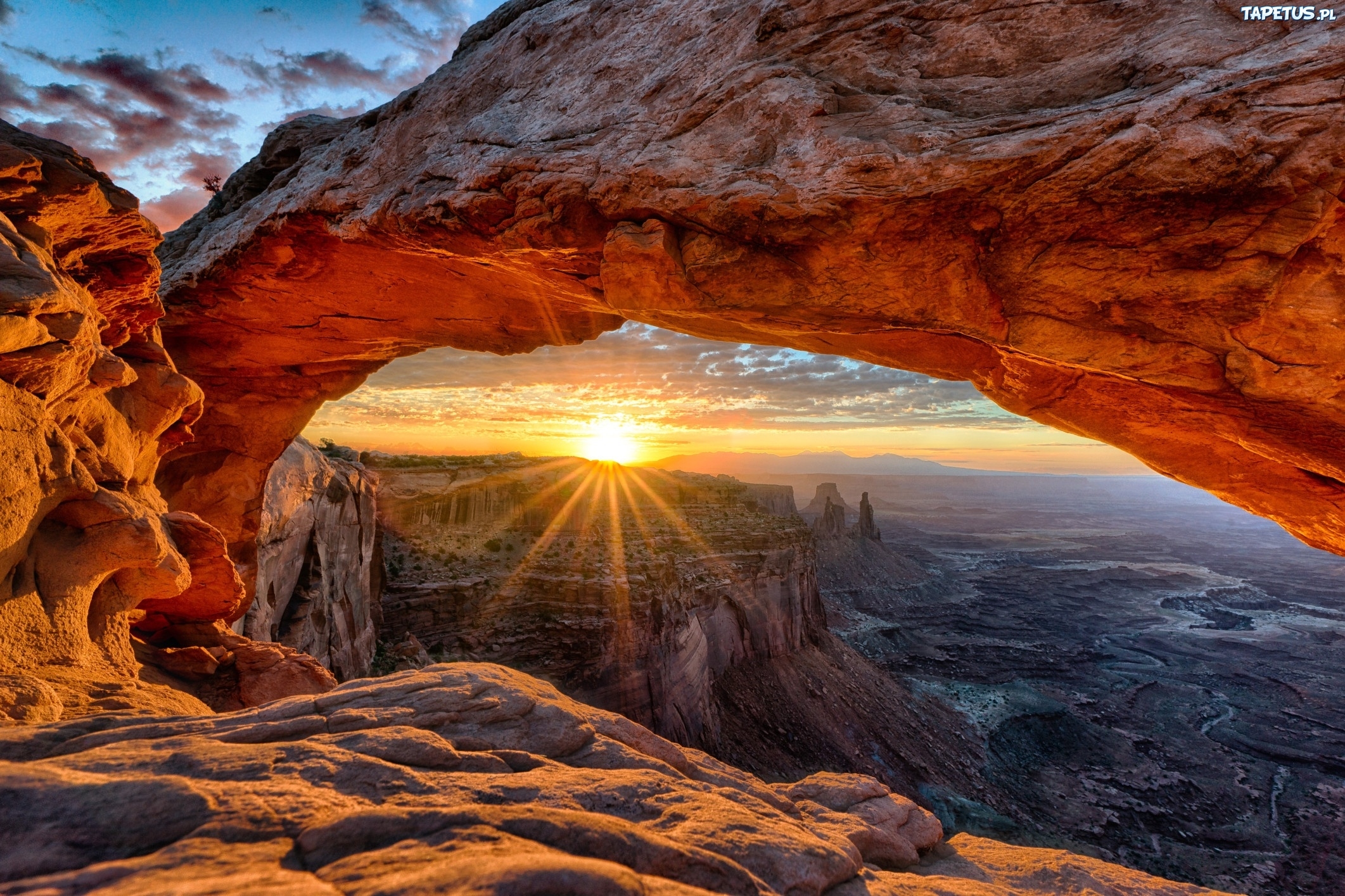 235805_stany-zjednoczone-park-narodowy-canyonlands.jpg