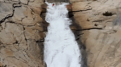 57a05ebdf2359.gif