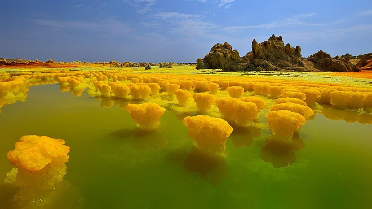 E`fiopiya-pustyinya-Danakil-vulkan-Dallol.jpeg