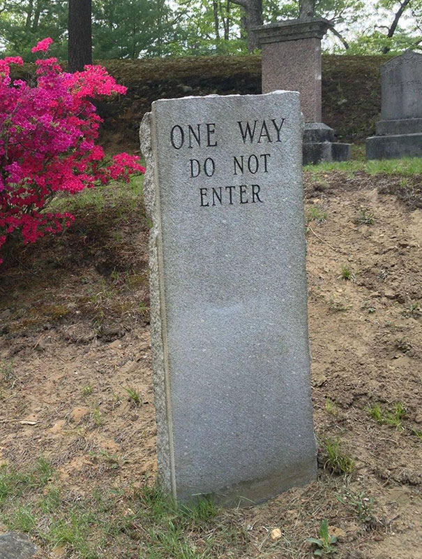 funny-tombstones-epitaphs-25-59e0a995576e0__605.jpg