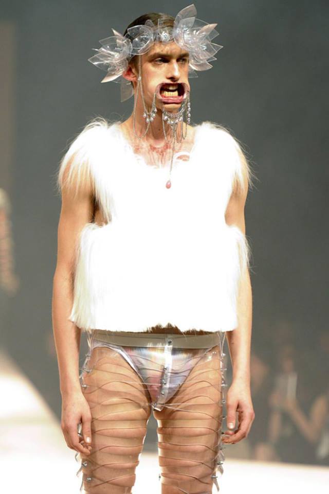 Look-According-To-Fashion-Designers3.jpg