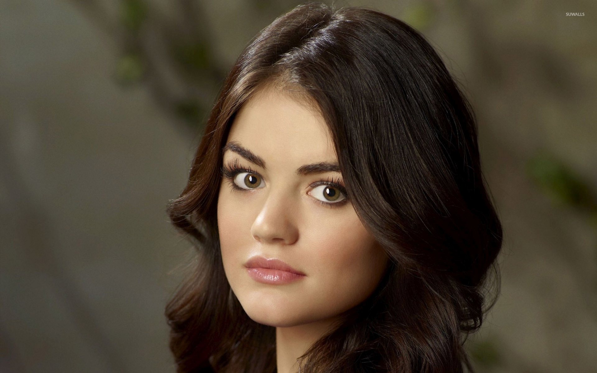 lucy-hale-34358-1920x1200.jpg