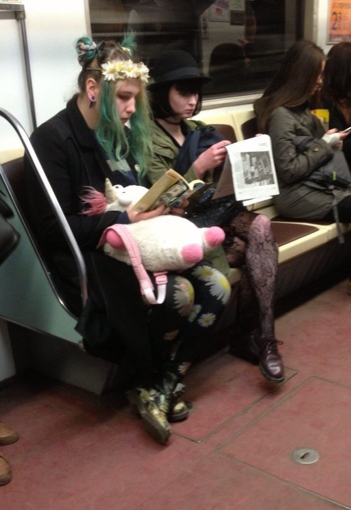 modnye_ljudi_v_metro_moskvy_20_foto_12.jpg