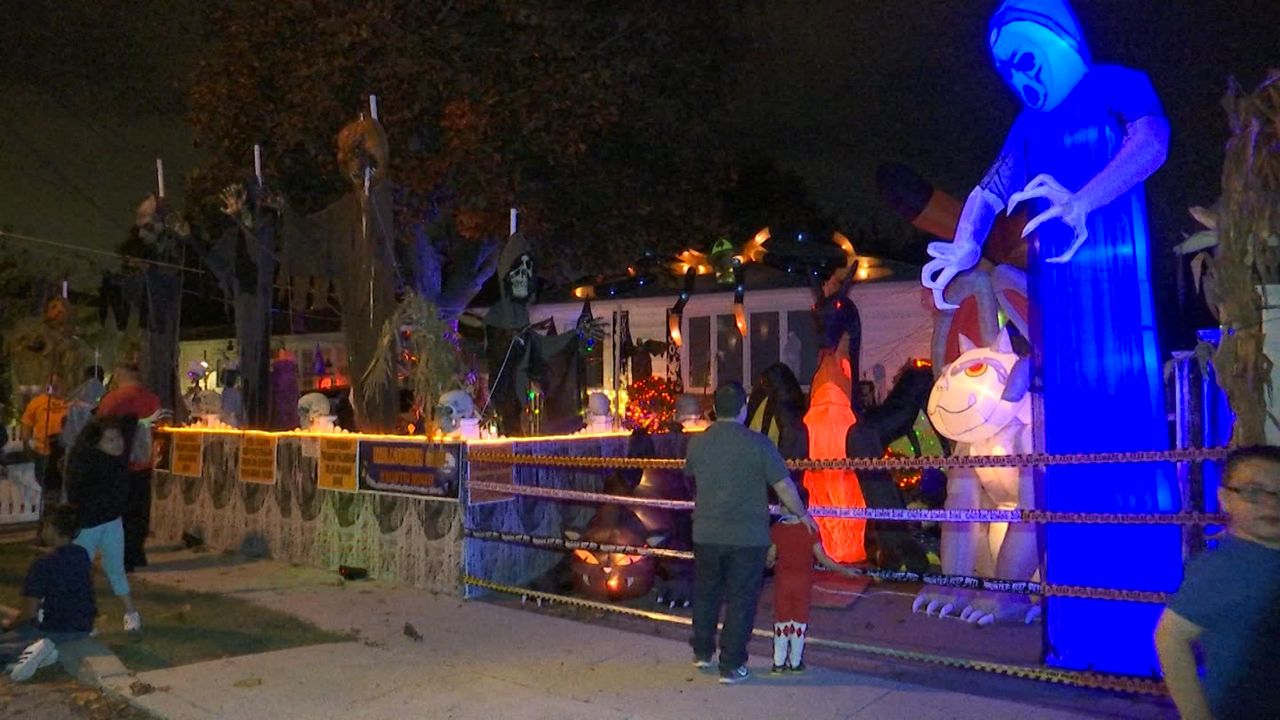si_halloween_housepng.jpg
