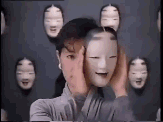 tumblr_pmz8m9j1mD1sfbqxao1_540.gif