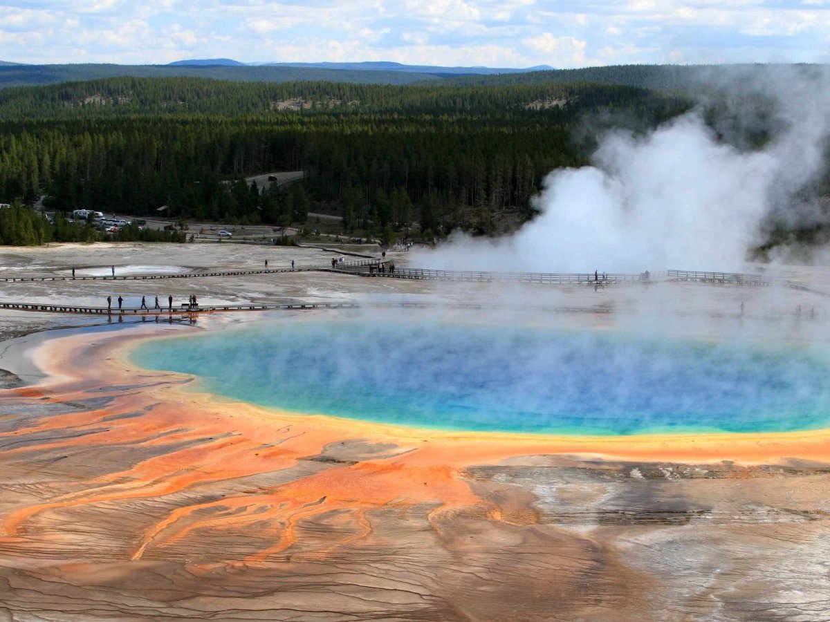 Yellowstonskij_Nationalnij_Park.jpg